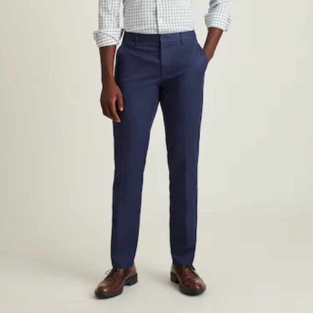 Bonobos Stretch Weekday Warrior Dress Pants.
Navy. 35” W, 36” L, slim fit.
